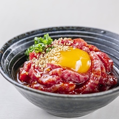 レアステーキユッケ