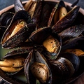 料理メニュー写真&nbsp;ムール貝のチャコリ蒸し