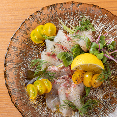 鮮魚のカルパッチョや絶品パスタなど、旬の味覚を堪能◎
