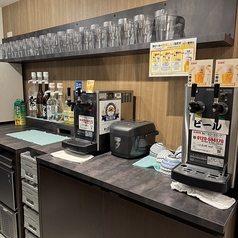 【自由度抜群！】好きなものを好きなだけ♪セルフドリンク飲み放題で自分好みの1杯を◎の写真
