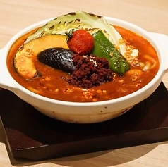 赤:旨辛魚粉カレーうどん