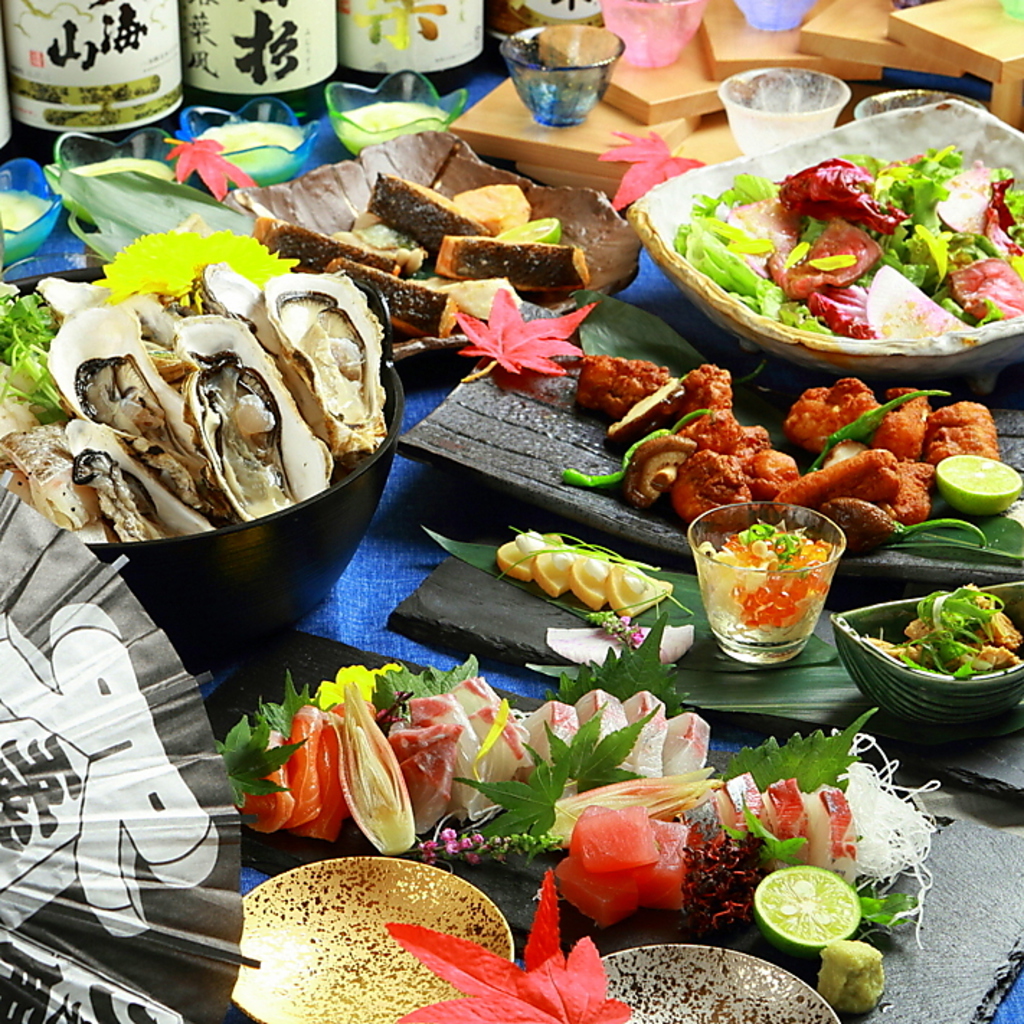 日本酒に合う創作和食や厳選素材を使った料理を各種ご用意しております！