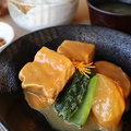 料理メニュー写真 柚子と蜜柑香る 豚の味噌角煮定食