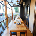 風を感じながらお食事を楽しめる開放的なテラス席もご用意しています♪天気の良い日や、少し涼しくなってきた季節に、外の空気を楽しみながらお食事をしたい方におすすめです。