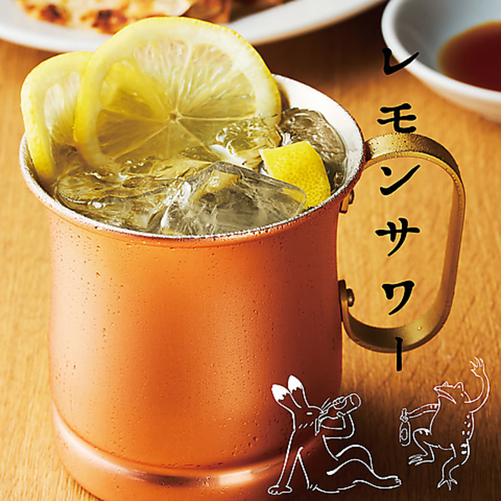 しんちゃんといえばやっぱりレモンサワー！なんと209円(税込)とリーズナブルな価格でご提供してます