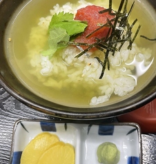 お茶漬け（梅・鮭・たらこ）