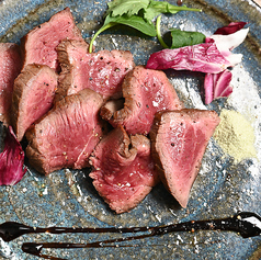 和牛赤身のロースト~わさび塩添え~