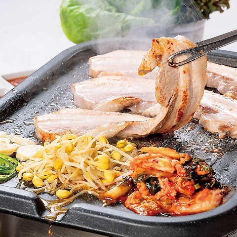 韓国料理の代表「サムギョプサル」♪赤豚屋といえばまずはコレ！！