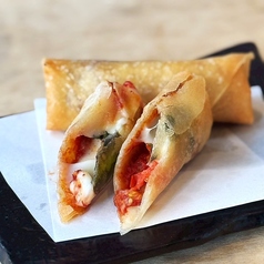 春巻きマルゲリータ(1本280円)