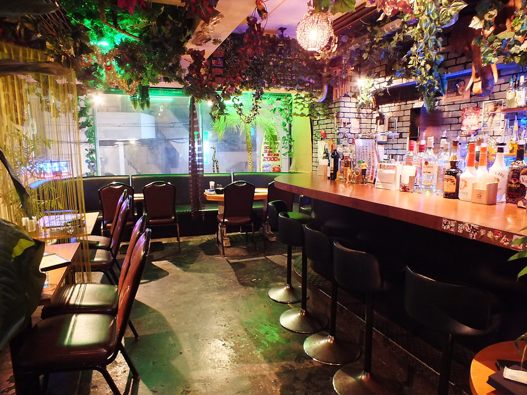 １０名様から気軽に貸し切りできます！飲み放題付きコース各種ご用意♪