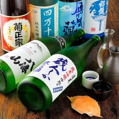 当店が自信を持って提供!全国から厳選した日本酒の数々