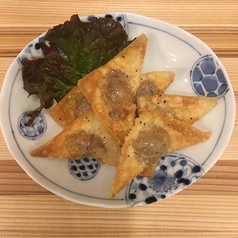 ぱりぱり三角揚げ（シュウマイ風）