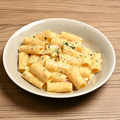 リガトーニ カルボナーラ(普通の麺にも出来ます)