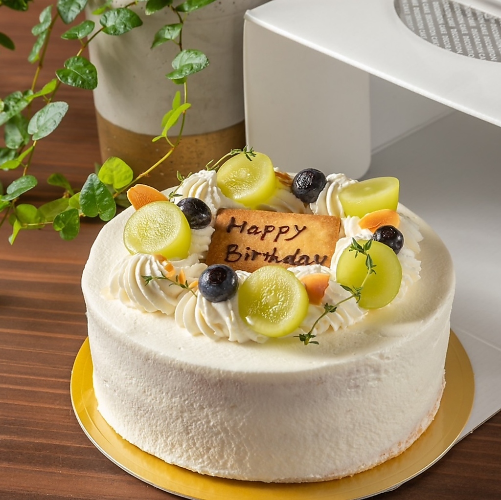 誕生日や記念日、ウェディングなどを彩る美味しいケーキもご用意出来ます★お気軽にご相談ください。