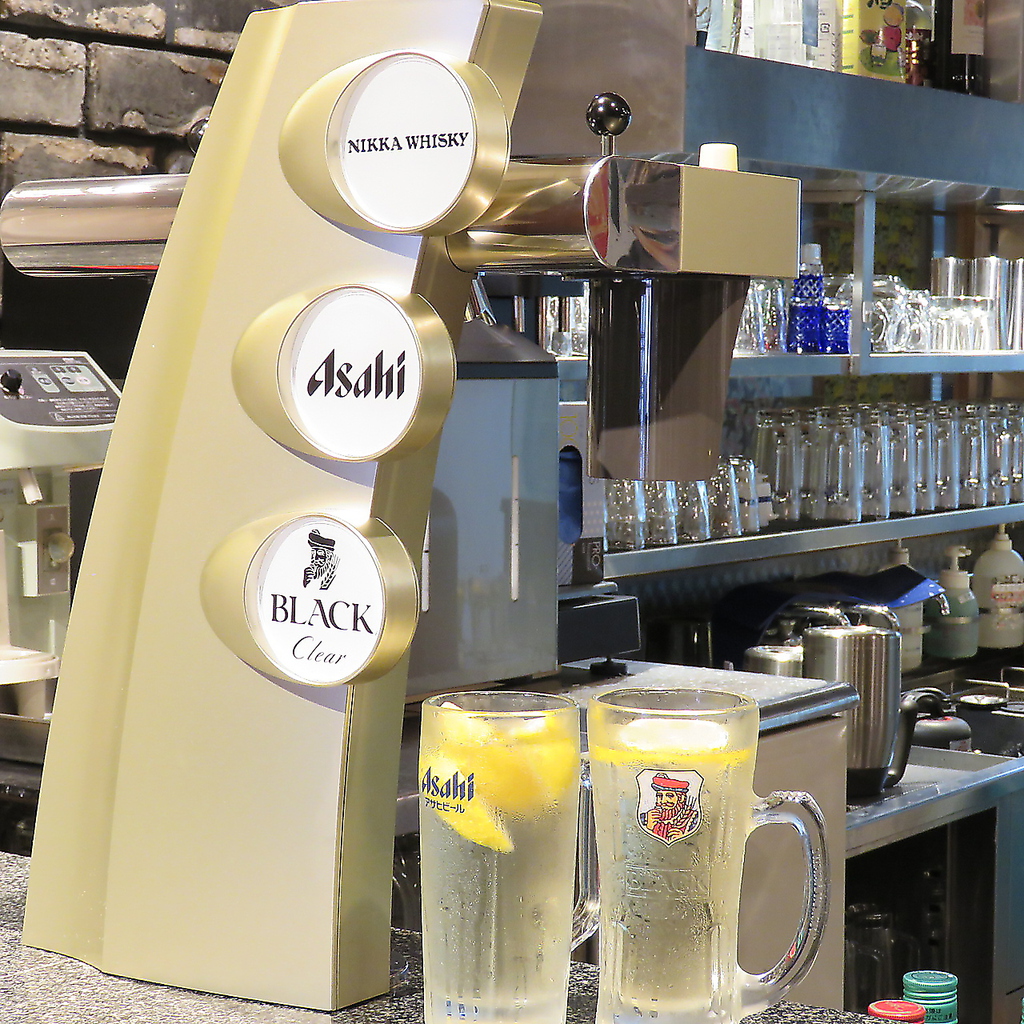 飲み放題は種類豊富にご用意！なかなかお目にかかれない珍しいハイボールサーバーの設備も！