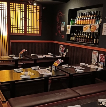 こだわり肉酒場 ななハチ商店 守口市駅前店の雰囲気1