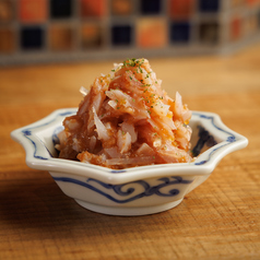 サメ軟骨の梅肉和え