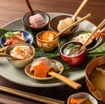 グルテンフリーで無添加、天然素材、遺伝子組換え食品未使用のカラダに優しい料理をご提供いたします