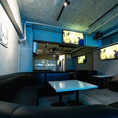 ゆったりと座れるソファー席をご用意しております。