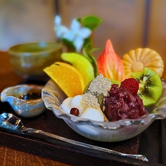 【※お休み中・季節限定】フルーツクリームあんみつ