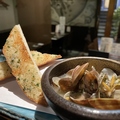 料理メニュー写真&nbsp;あさりのガーリックオイル焼～トースト付～