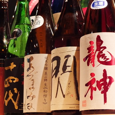 全国地酒を始め東京ではなかなか飲めない日本酒も数多くご用意！ 430円(税抜)より