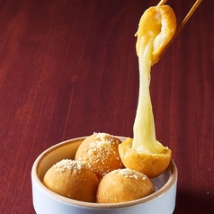 【チキンのお供に!】のび~るチーズボール