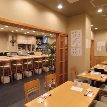 すし 白川 金町店の雰囲気1