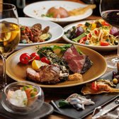 お得なコースや、飲み放題プランを多数ご用意！当店自慢のワインを始めビールやカクテルなど充実のラインナップ！お酒にもぴったりな絶品料理も多数ご用意ございますので大満足いただけます。シーンに応じたコース内容のご相談も可能ですので、宴会や女子会、記念日などにも幅広くご利用いただけます。