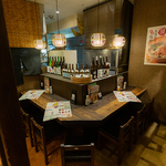 仕事りのサクッと飲みやデートに最適のカウンター席をご用意♪お気軽にご来店くださいませ!!