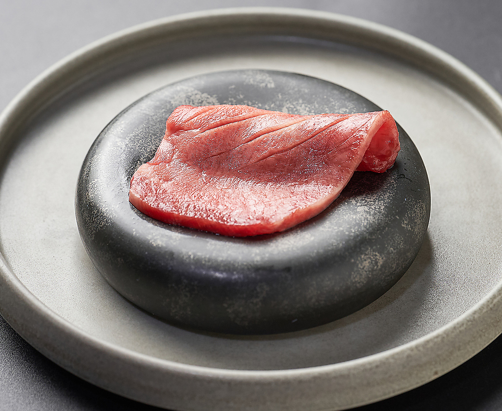 『刺し　極上霜降タン』