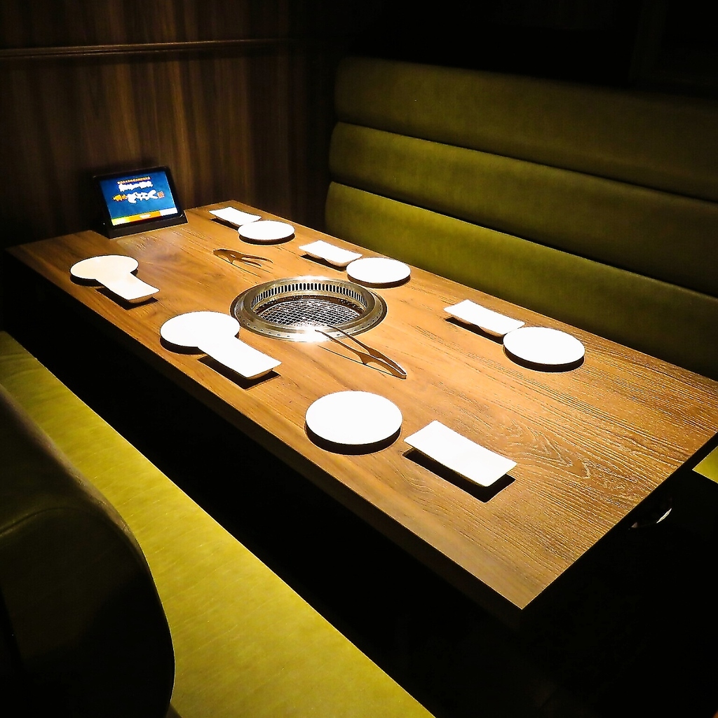 ゆっくりお寛ぎいただける完全個室席もございます！！