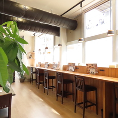 お一人でのご利用にもぴったりのカウンター席です!