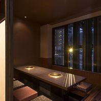 掘りごたつ式のお座敷個室も完備