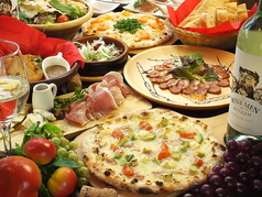 WINE&PIZZA HACHI ハチ すすきのの特集写真