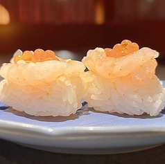 甘エビの塩辛の握り寿司　二貫