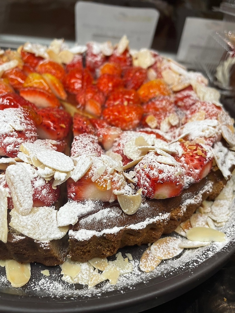 イタリアンの締めくくりに欠かせないドルチェは、季節ごとの旬の素材を使ったものを提供しております