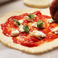 窯焼きピッツァ