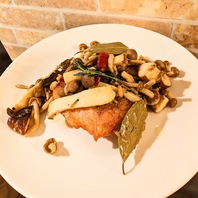 鶏もも肉のグリル～3種の香草オイルソース～で贅沢に