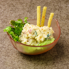 燻製風味のポテトサラダ