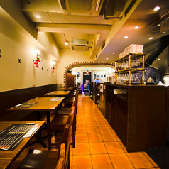 BUGANVILLE HIROOの雰囲気3