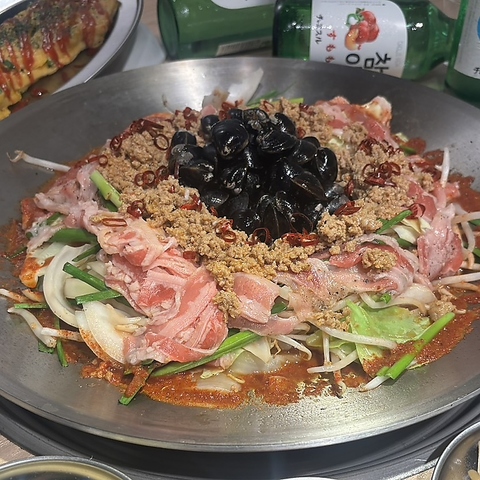 流川ど真ん中の本格韓国料理♪美味いサムギョプサル食べませんか？