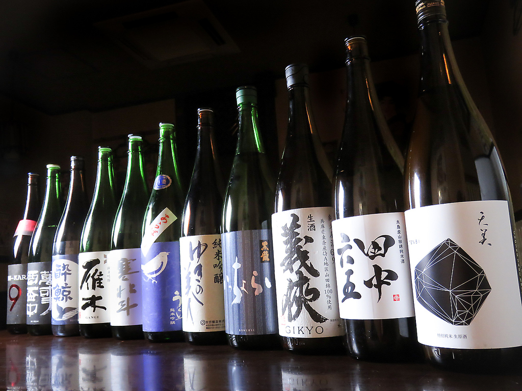 銘酒も1杯300円とお得なハッピーアワー♪