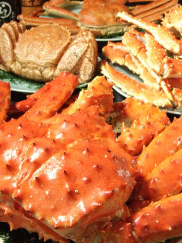 『本当に美味い蟹』を食べたい。その気持ちに最大限、お応えできる老舗【かに愛知屋】