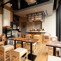 割烹バル乃月 スタジアム横バル街店 BASEGATE横浜関内の雰囲気2