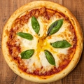 料理メニュー写真 PIZZAの王道　モッツァレラチーズのマルゲリータ