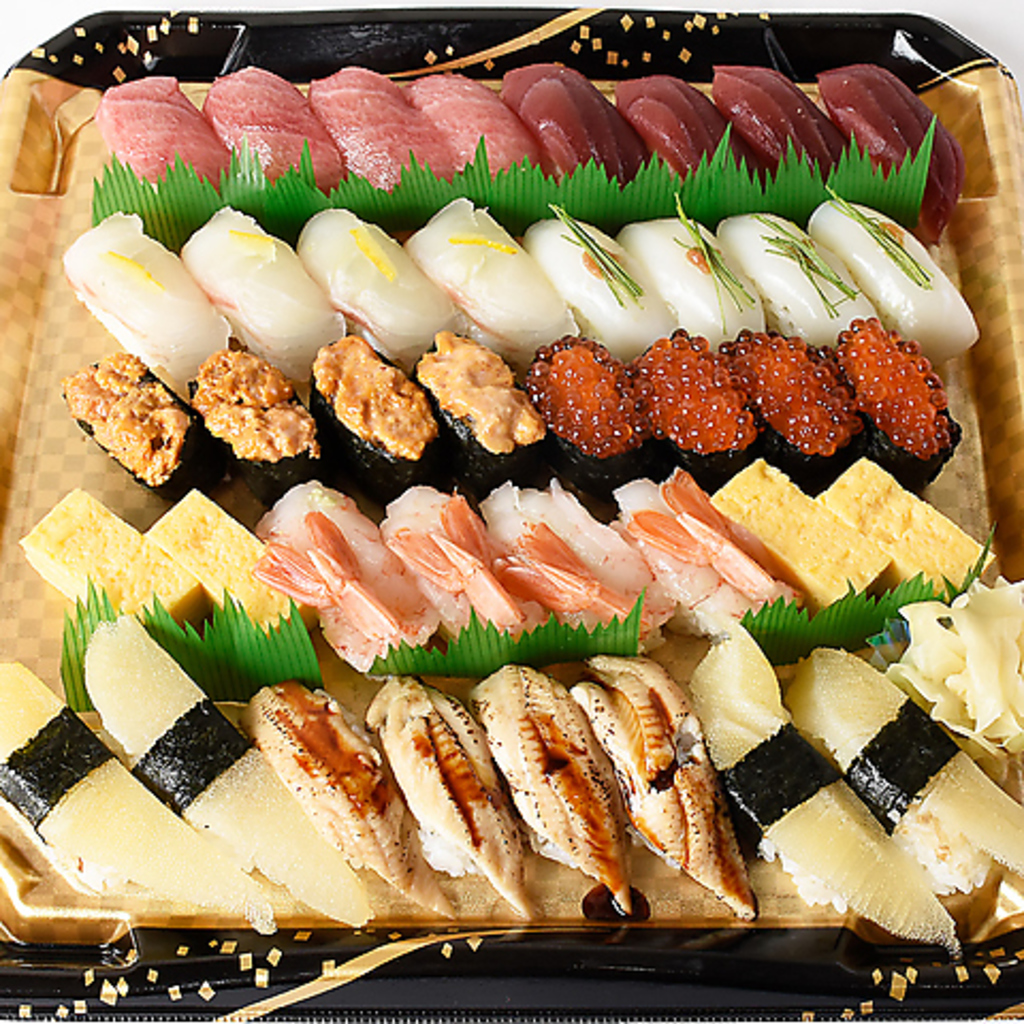 【お持ち帰り寿司】当店の味をご家庭でもお楽しみいただけます◎テイクアウトも豊富にご用意あります