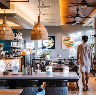 BLUE BOOKS cafe OKINAWA ブルーブックスカフェオキナワの雰囲気1