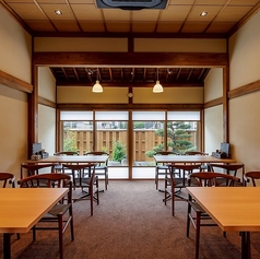 バリアフリー対応も万全ですので、車いすのお客様でもお気軽にお食事をお楽しみいただけます。