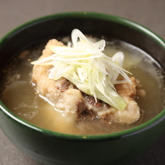 牛テールスープ